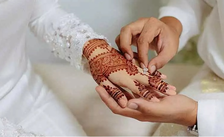 Can Muslim be punished for marriage?